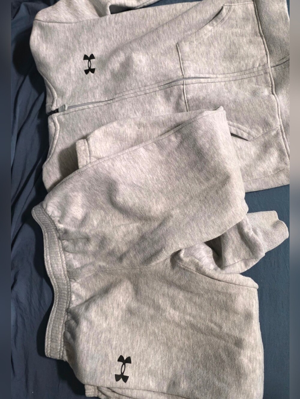 Under Armour Light Heather Gray Hoodie & Joggers Set